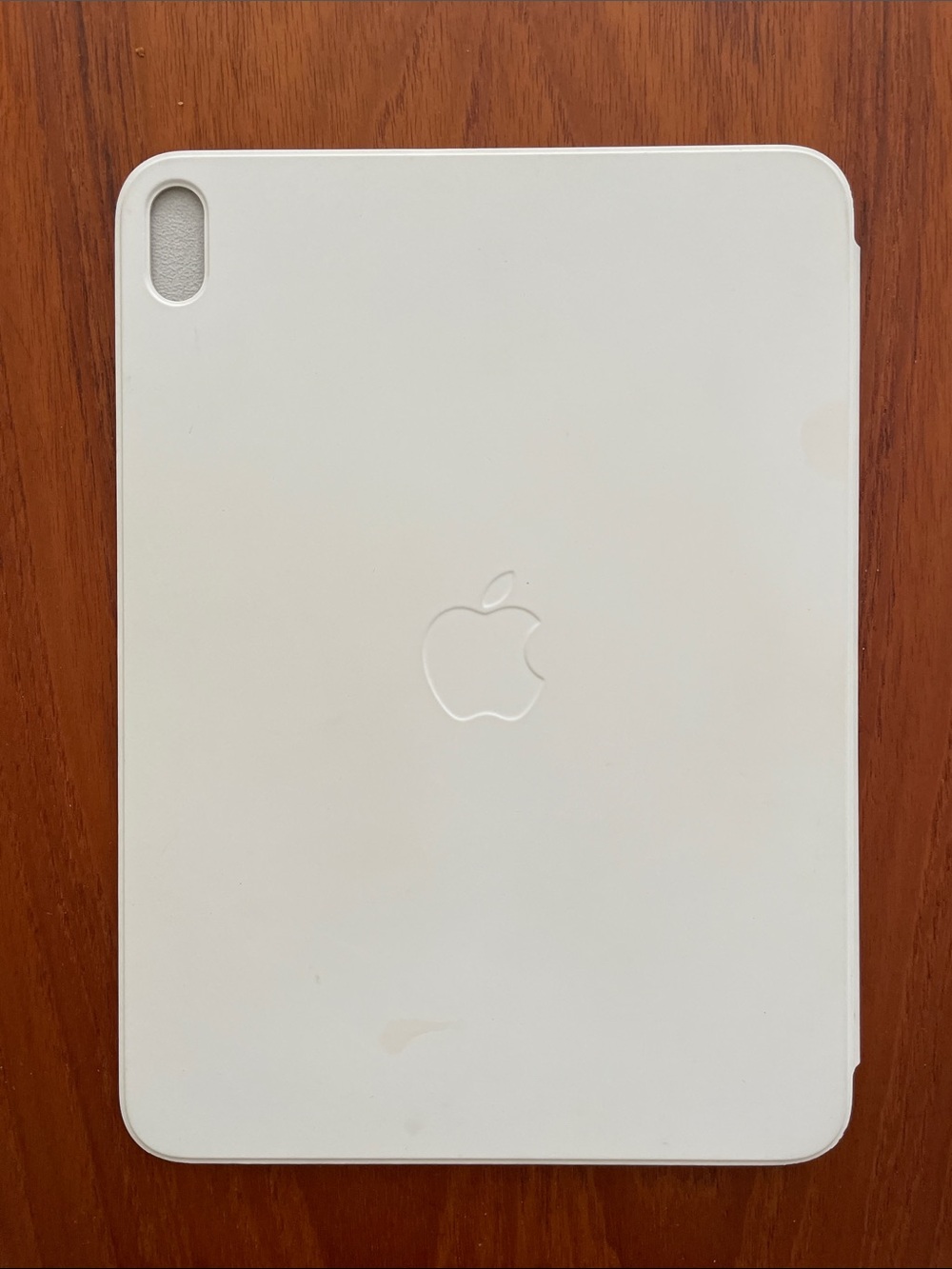 Apple White iPad Smart Cover with Embossed Apple Logo
